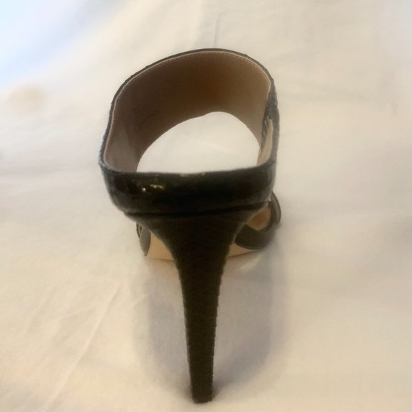 Calvin Klein Size 5 ½ Black “Alligator-Look”  3 ¾” Heel - Picture 6 of 7